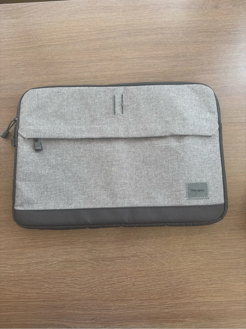 Targus Solid Pattern Laptop Sleeve Case - Gray and Black